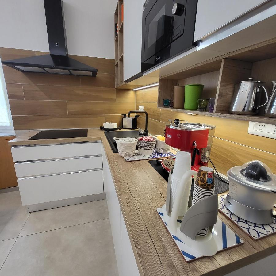 B&B Salerno Urban Suite 57 Экстерьер фото